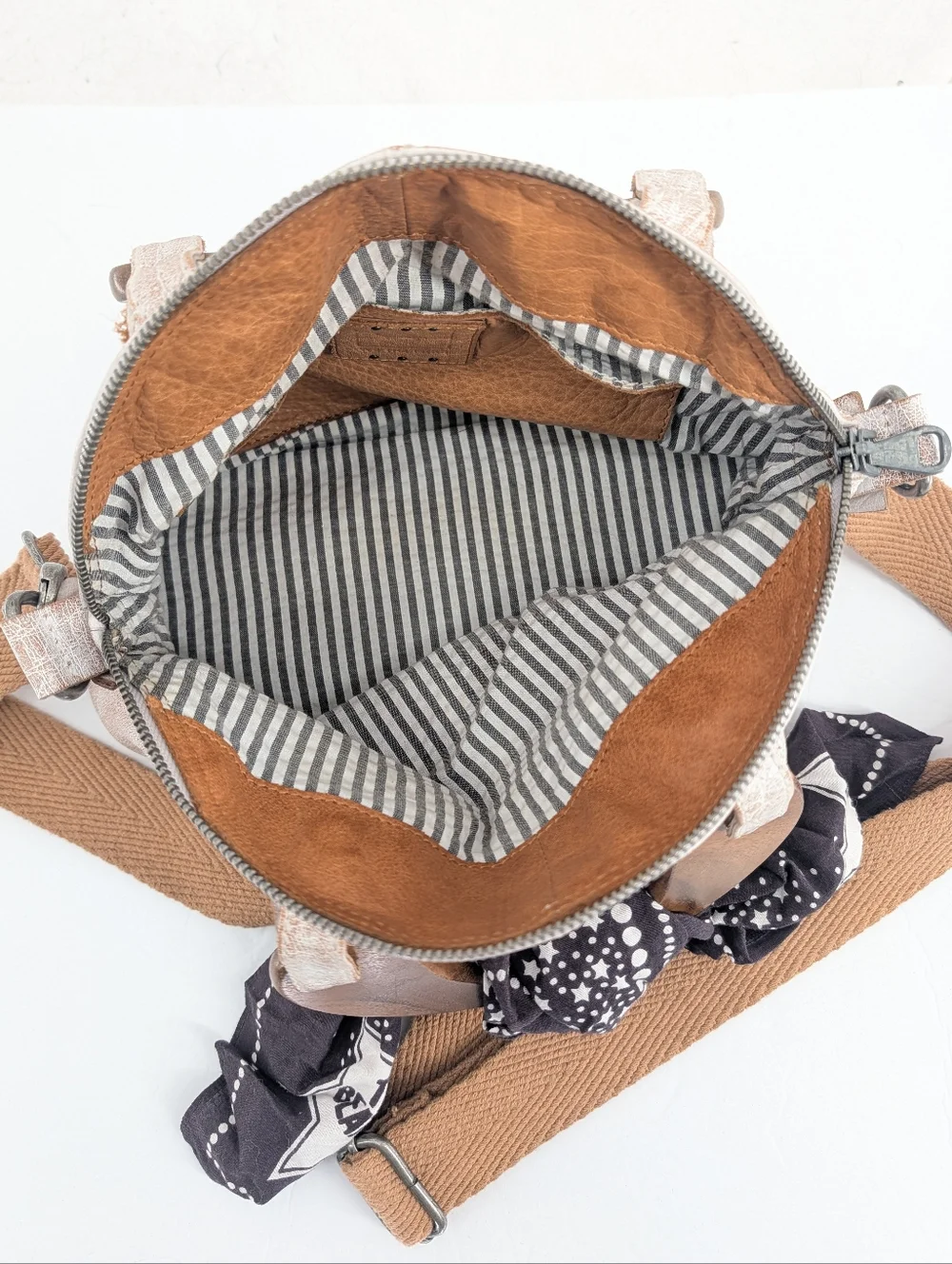Free People We The Free Baby Willow Tote Bag *FLAWED* Festival Boho Cowgirl - Picture 8 of 16